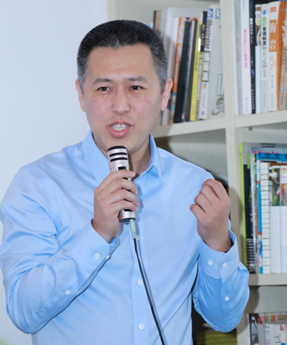 金山办公副总裁姚冬介绍金山AI Lab 金山办公副总裁姚冬介绍金山AI Lab